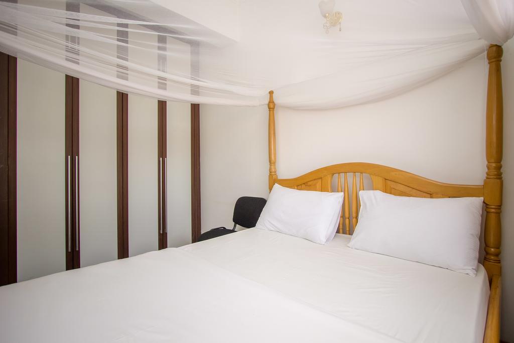 Alfa Hotel Munyonyo Кампала Экстерьер фото