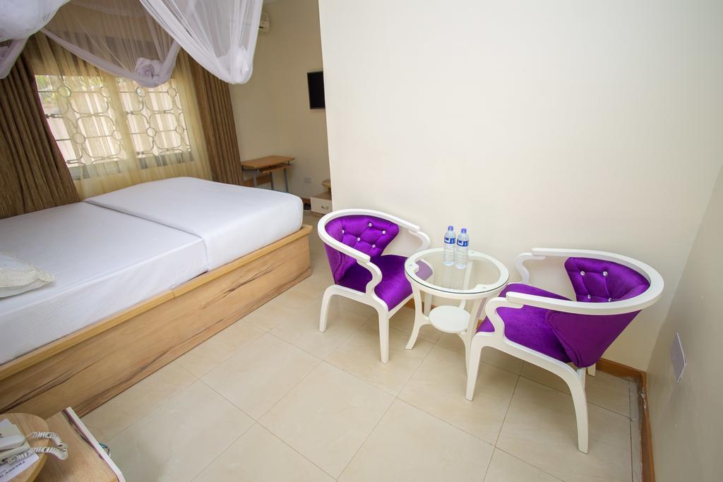 Alfa Hotel Munyonyo Кампала Экстерьер фото