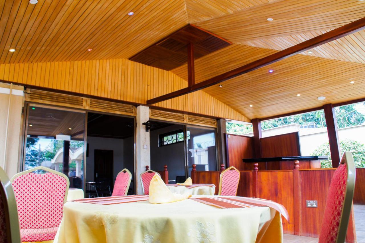 Alfa Hotel Munyonyo Кампала Экстерьер фото